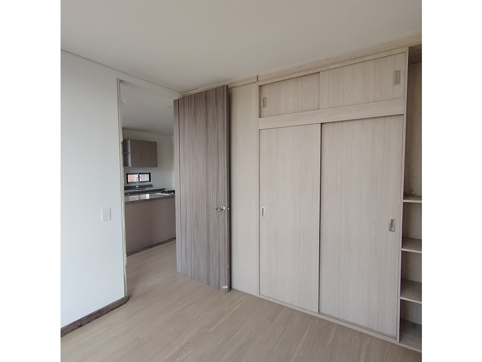 Apartamento en venta en Claret, Bogotá · foto 17 de 19