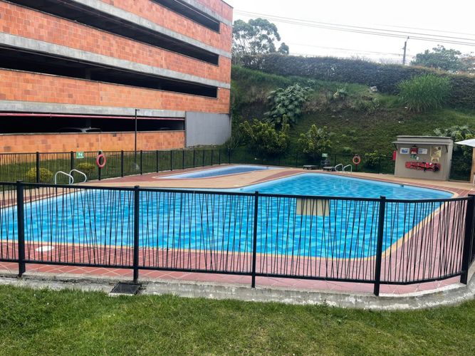Apartamento de 3 alcobas en venta en Pajarito, Medellín, 52 m² · foto 16 de 20