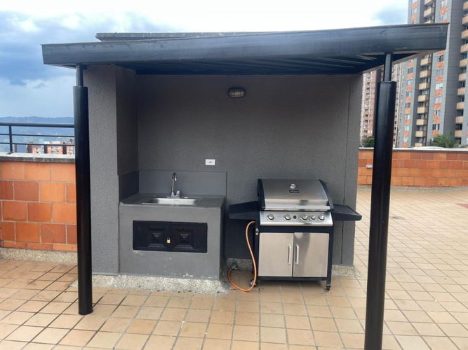 Apartamento de 3 alcobas en venta en Pajarito, Medellín, 52 m² · foto 20 de 20