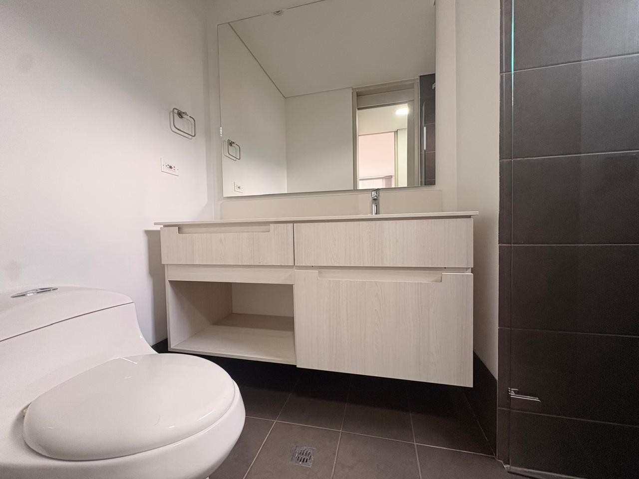 Apartamento en arriendo en El Poblado, Medellín · foto 10 de 12