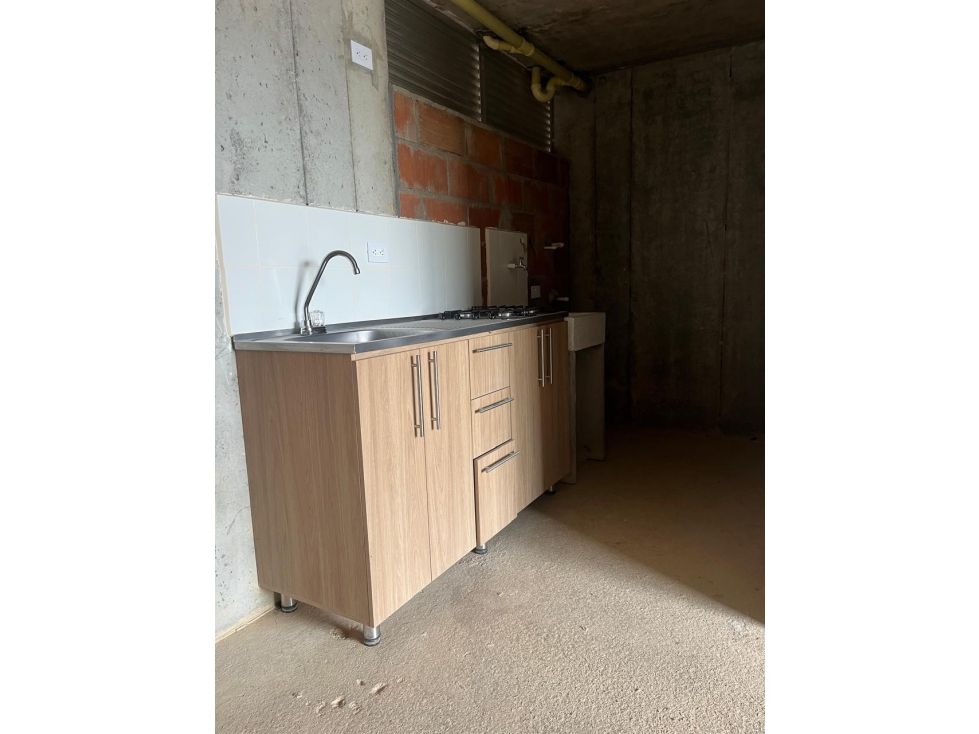 Apartamento en venta en Caqueta, La Estrella · foto 2 de 14