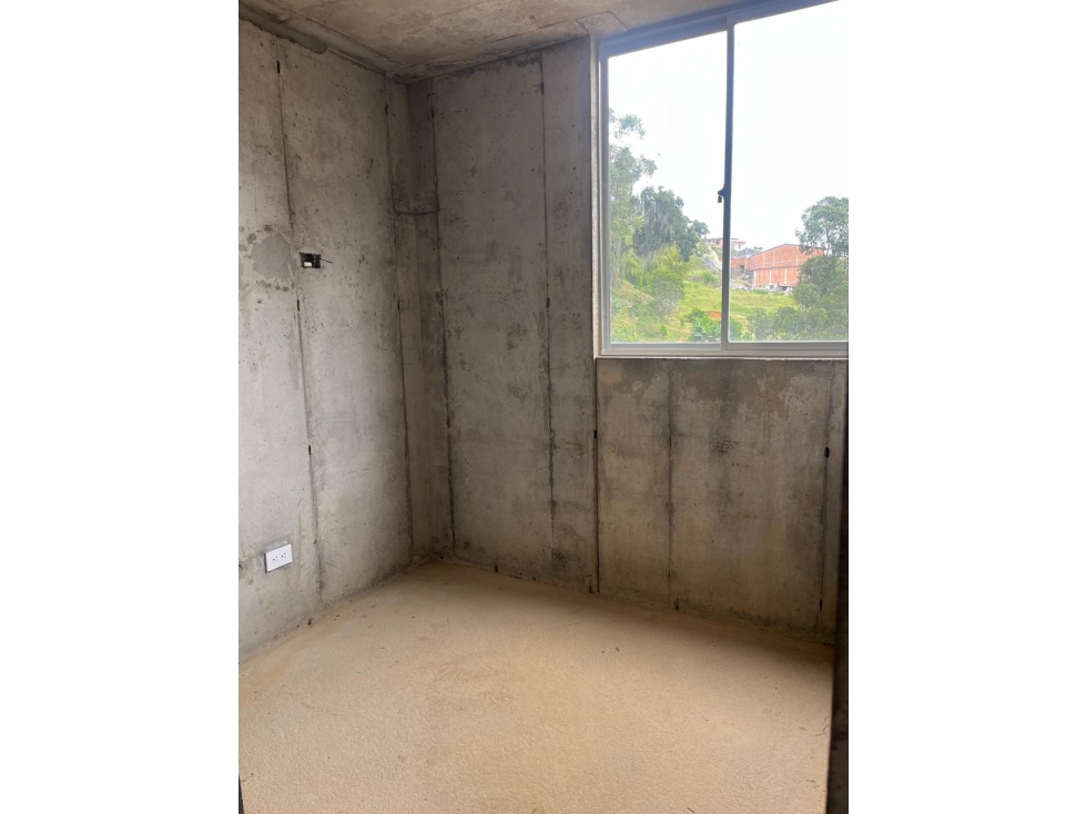 Apartamento en venta en Caqueta, La Estrella · foto 8 de 14