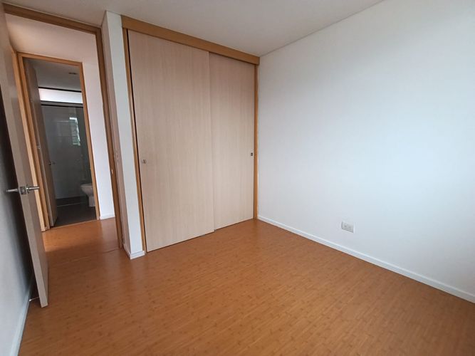 Apartamento de 2 alcobas en arriendo en Loma Del Escobero, Envigado, 73 m² · foto 4 de 14