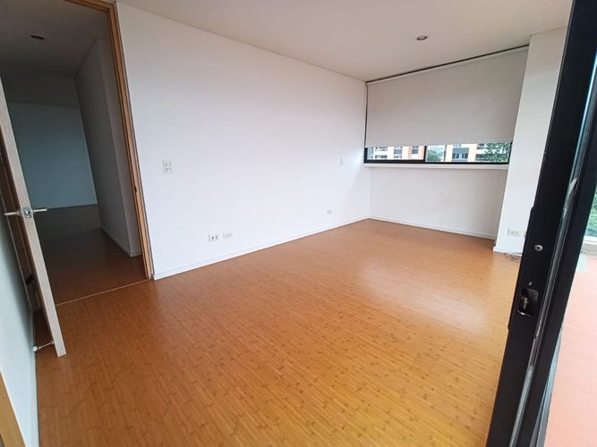Apartamento de 2 alcobas en arriendo en Loma Del Escobero, Envigado, 73 m² · foto 11 de 14