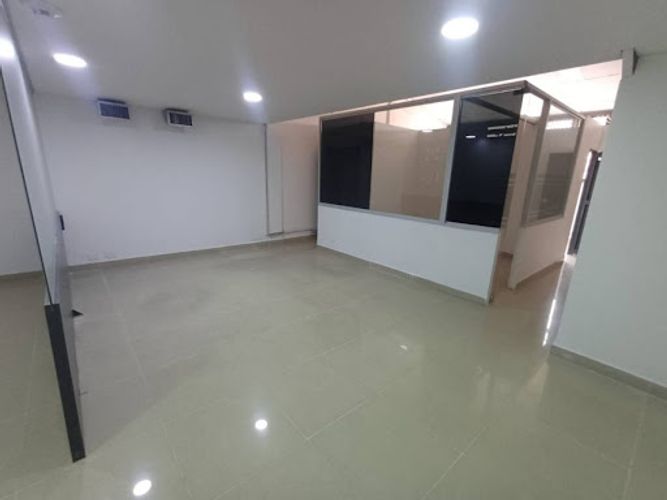 Local en arriendo en San Diego, Medellín, 107 m² · foto 3 de 11