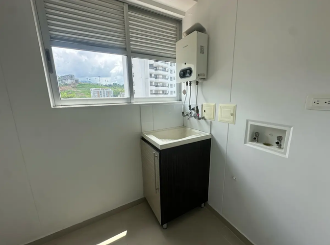 Apartamento de 2 alcobas en venta en El Porvenir, Rionegro · foto 3 de 4