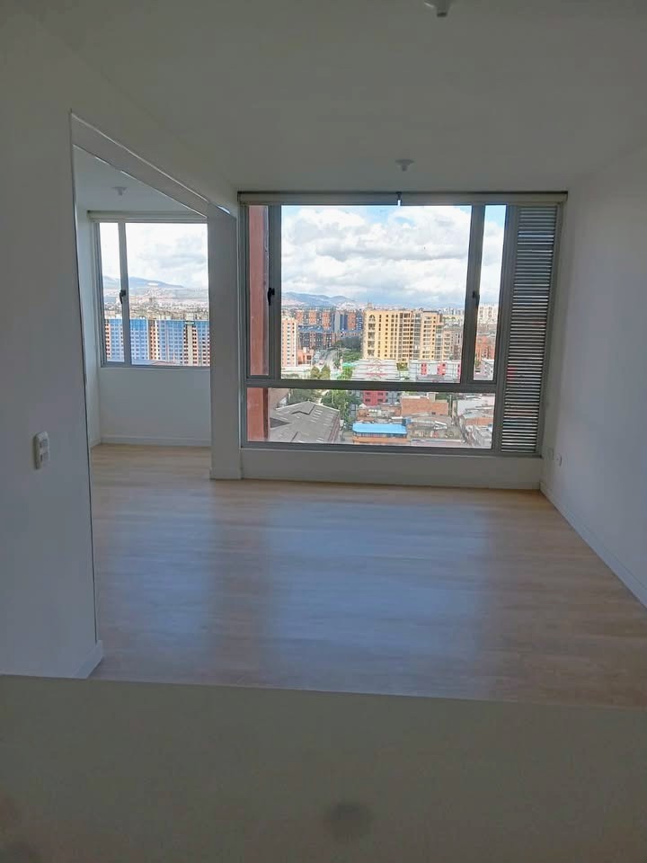 Apartamento en venta en El Vergel, Bogotá · foto 5 de 13