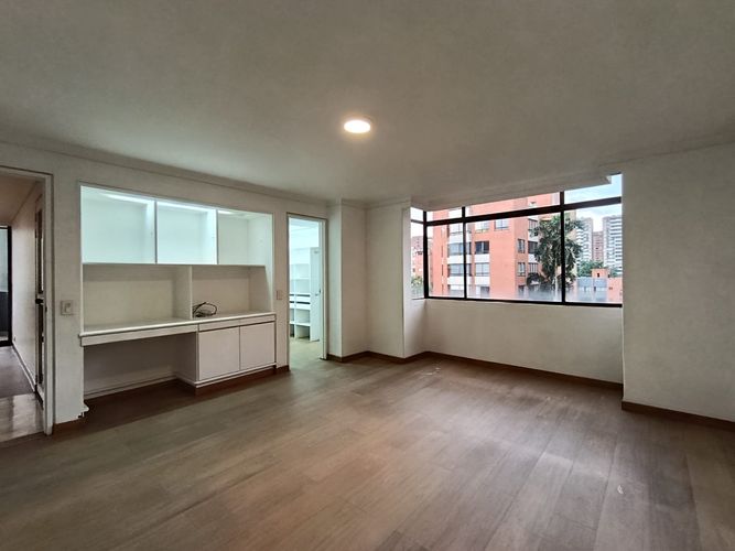 Apartamento en arriendo en El Poblado, Medellín · foto 4 de 20