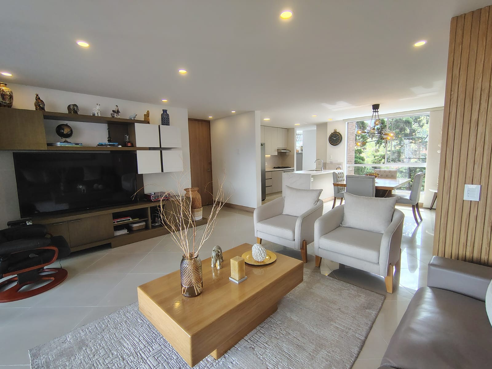 Apartamento en venta en El Poblado, Medellín 4