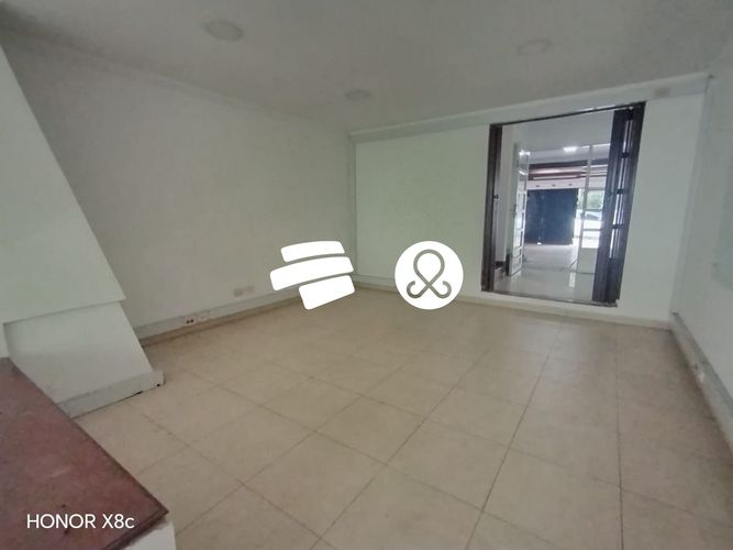 Casa en venta en Santa Barbara, Bogotá · foto 4 de 18