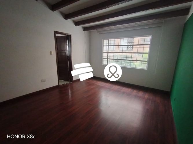 Casa en venta en Santa Barbara, Bogotá · foto 9 de 18