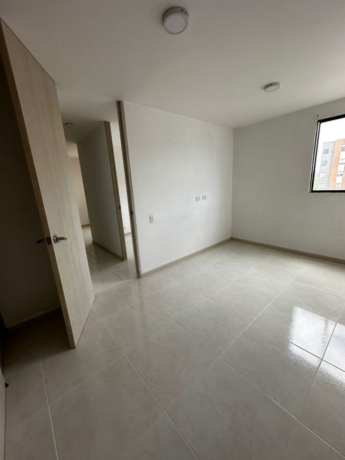 Apartamento de 2 alcobas en venta en Parque Natura, Jamundí, 44 m² · foto 2 de 20