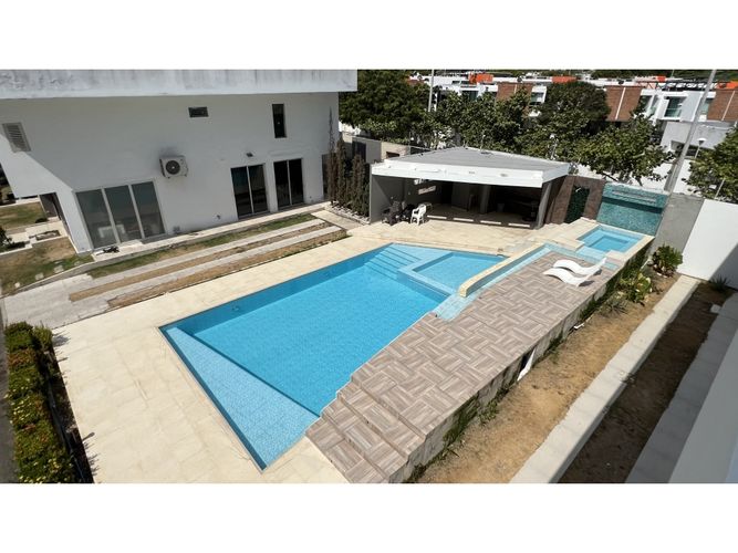 Casa de 4 alcobas en venta en Villa Campestre, Puerto Colombia, 360 m² · foto 5 de 11