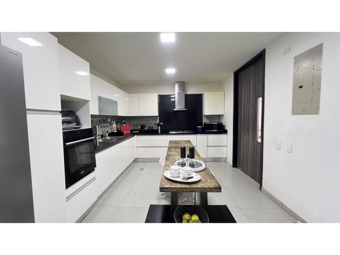 Casa de 4 alcobas en venta en Villa Campestre, Puerto Colombia, 360 m² · foto 7 de 11