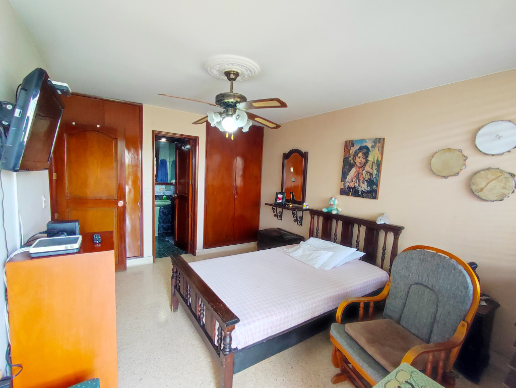 Apartamento en venta en La Riviera, Cúcuta · foto 6 de 15