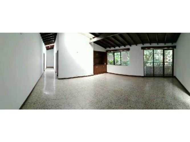 Apartamento de 5 alcobas en venta en Simon Bolivar, Medellín, 200 m² · foto 4 de 5