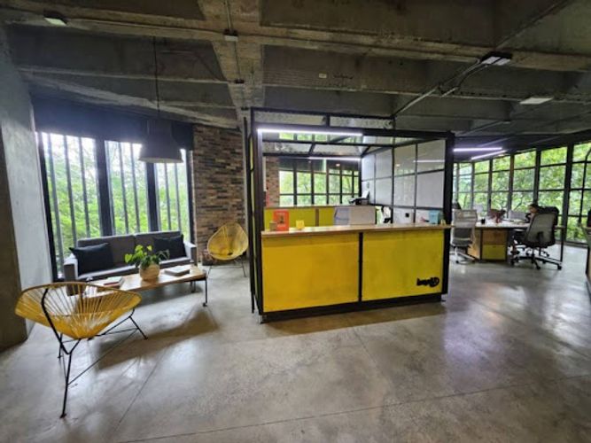 Oficina en arriendo en La Linde, Medellín, 250 m² · foto 2 de 24