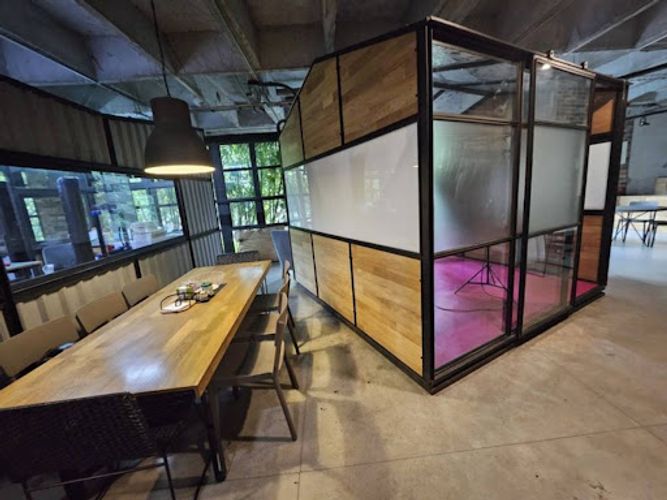 Oficina en arriendo en La Linde, Medellín, 250 m² · foto 17 de 24