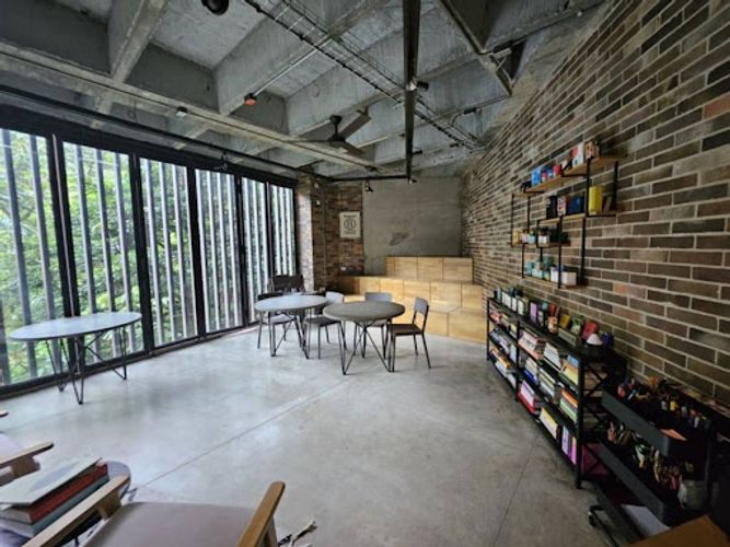 Oficina en arriendo en La Linde, Medellín, 250 m² · foto 23 de 24