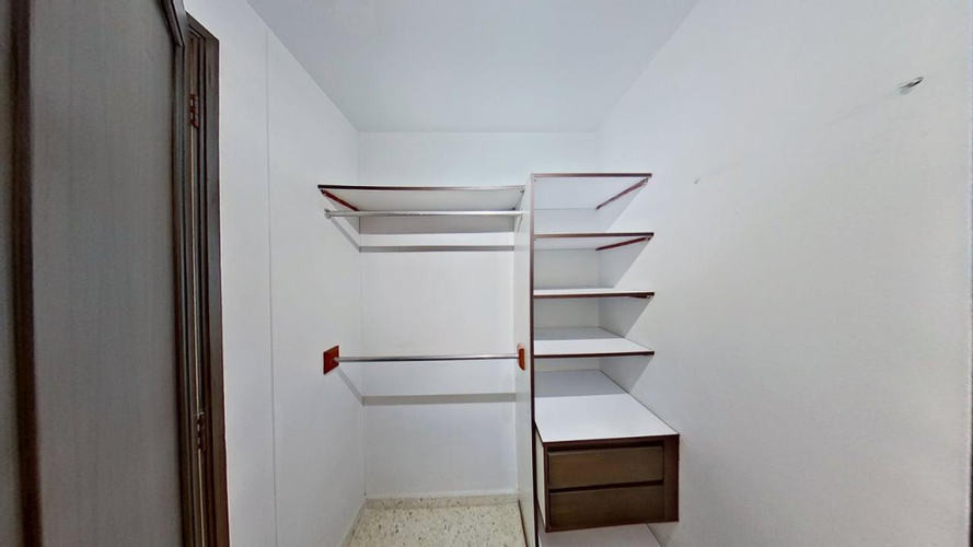 Apartamento de 3 alcobas en venta en Prados Del Norte, Cali, 115 m² · foto 5 de 10