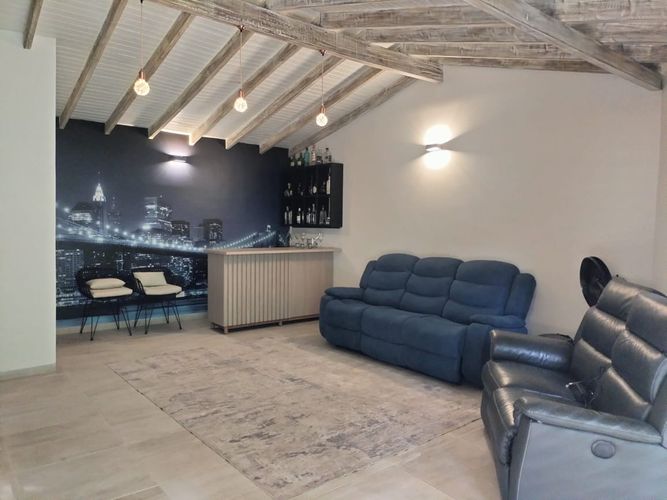 Casa de 3 alcobas en arriendo en Alejandría, Medellín, 340 m² · foto 6 de 20