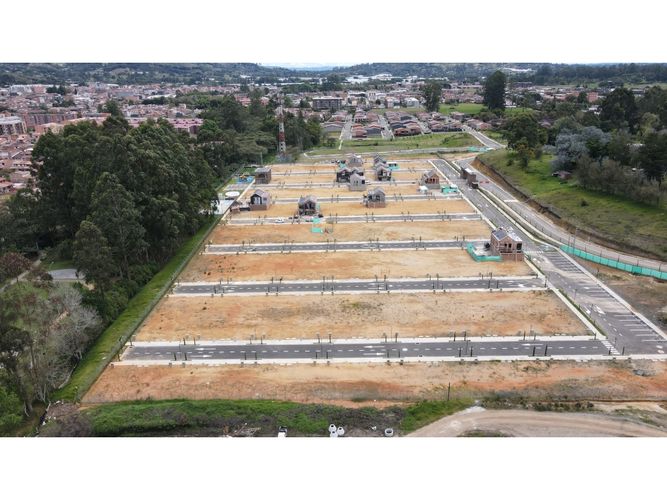 Lote en venta en El Tambo, La Ceja, 104 m² · foto 9 de 11