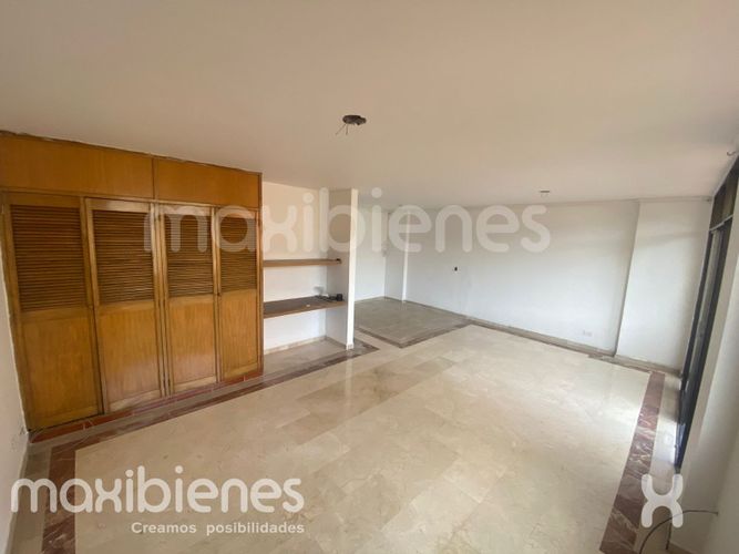 Oficina en arriendo en San Benito, Medellín, 40 m² · foto 7 de 11