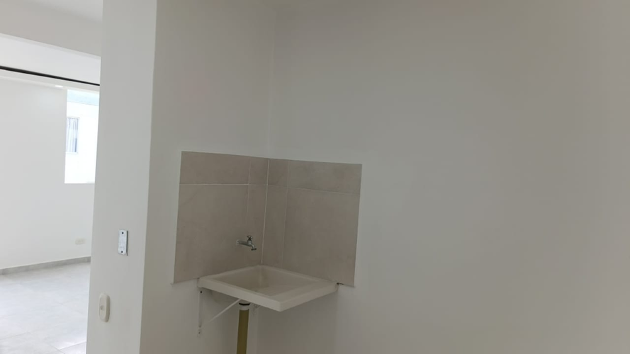 Apartamento de 2 alcobas en venta en San Jorge, Yumbo, 50 m² · foto 7 de 10
