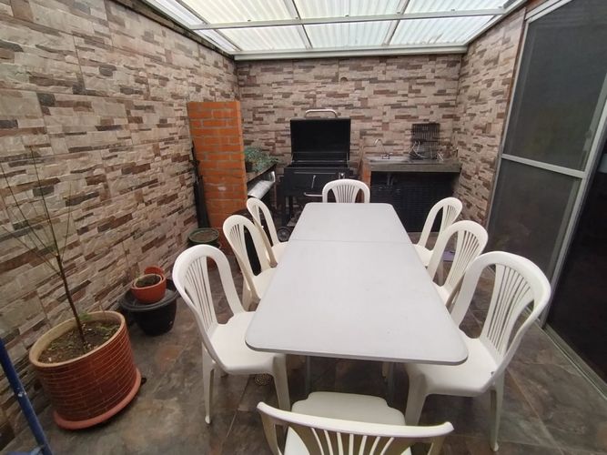 Casa de 4 alcobas en venta en Simon Bolivar, Jamundí, 280 m² · foto 2 de 17