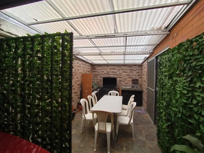 Casa de 4 alcobas en venta en Simon Bolivar, Jamundí, 280 m² · foto 3 de 17
