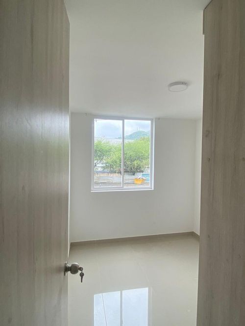 Apartamento de 3 alcobas en venta en Las Americas, Yumbo, 64 m² · foto 4 de 21