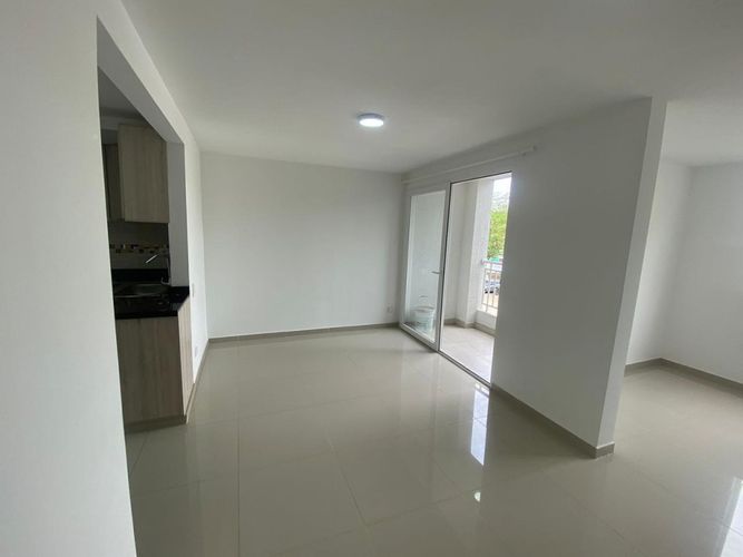 Apartamento de 3 alcobas en venta en Las Americas, Yumbo, 64 m² · foto 9 de 21