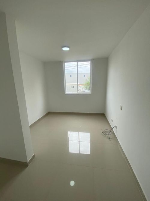 Apartamento de 3 alcobas en venta en Las Americas, Yumbo, 64 m² · foto 12 de 21