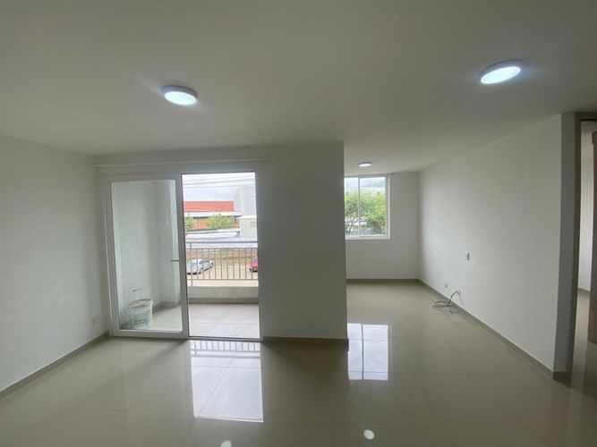 Apartamento de 3 alcobas en venta en Las Americas, Yumbo, 64 m² · foto 17 de 21