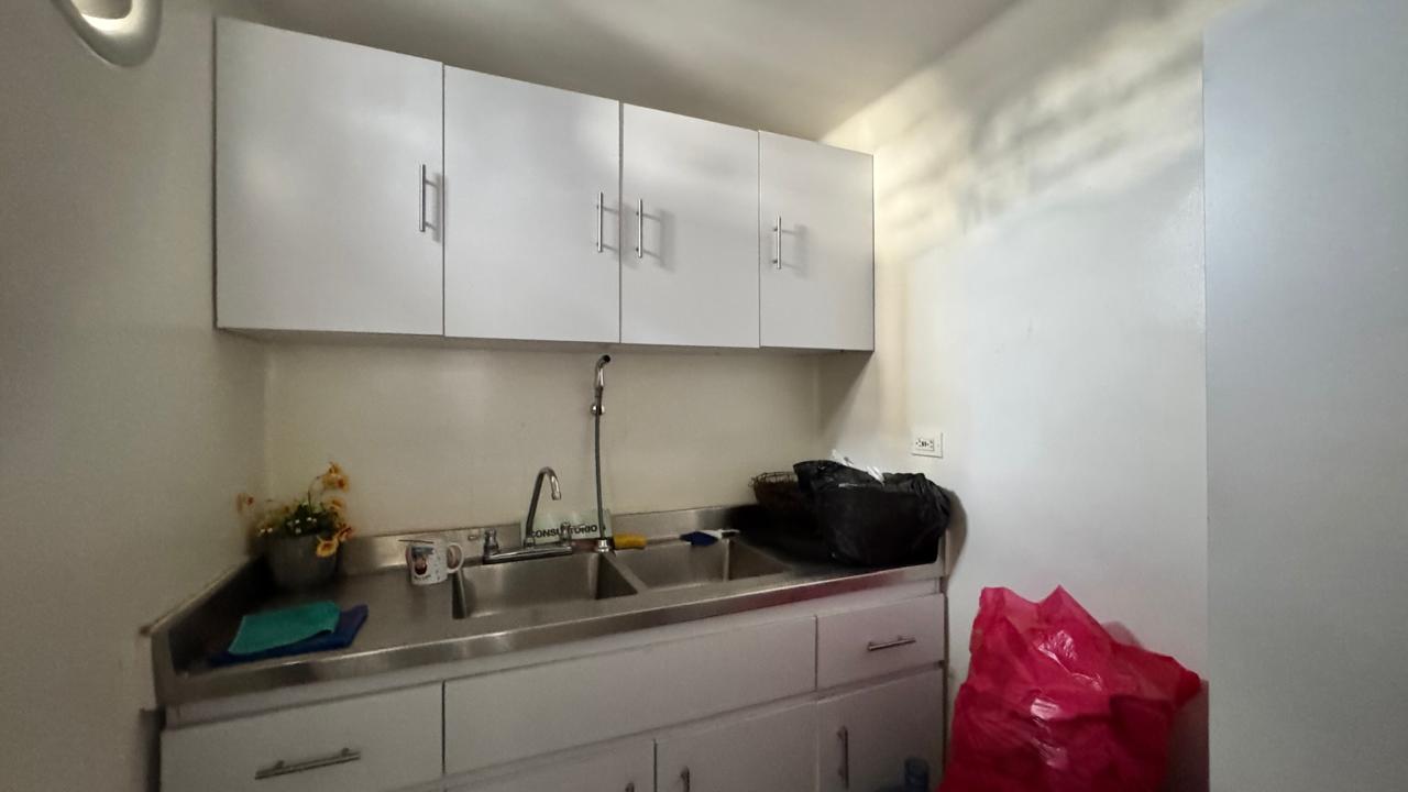 Apartamento en venta en Sector Plaza De Bolivar, Pereira · foto 3 de 9