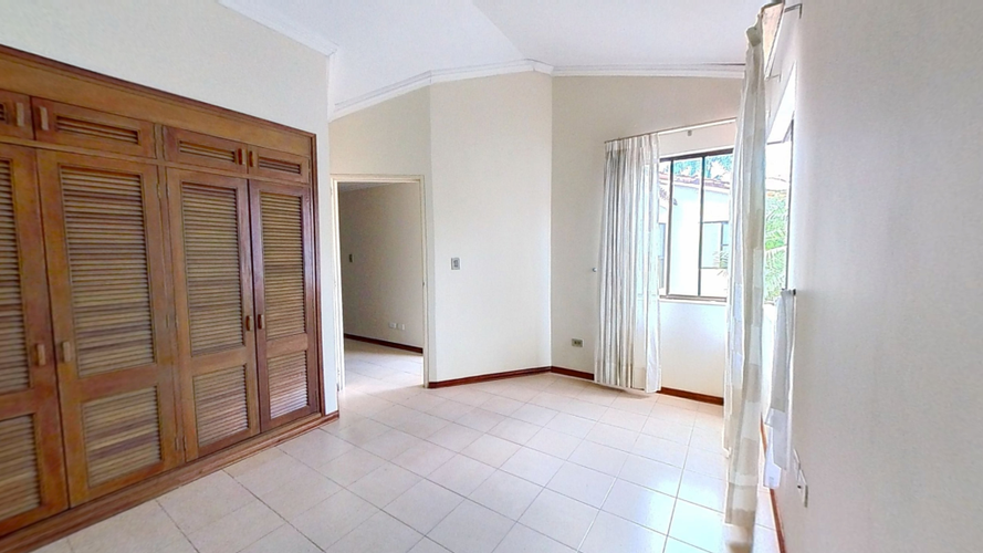 Casa de 4 alcobas en venta en El Refugio, Cali, 188 m² · foto 2 de 24