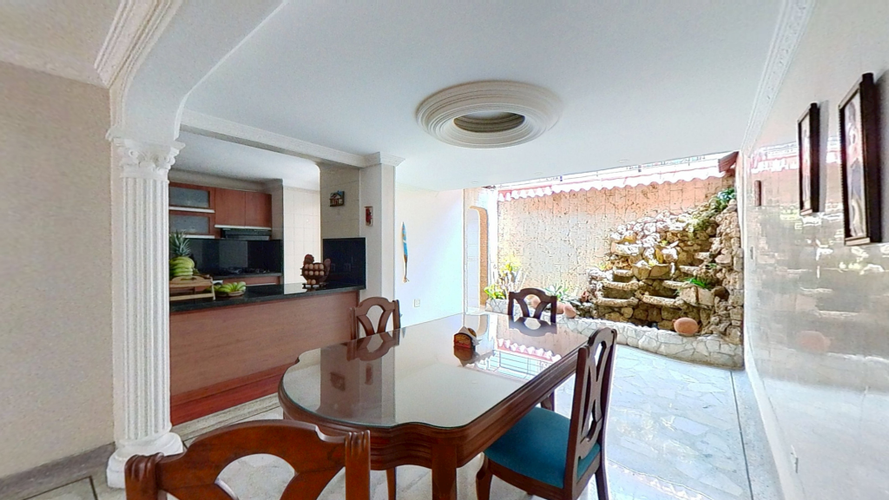 Casa de 4 alcobas en venta en El Refugio, Cali, 188 m² · foto 5 de 24