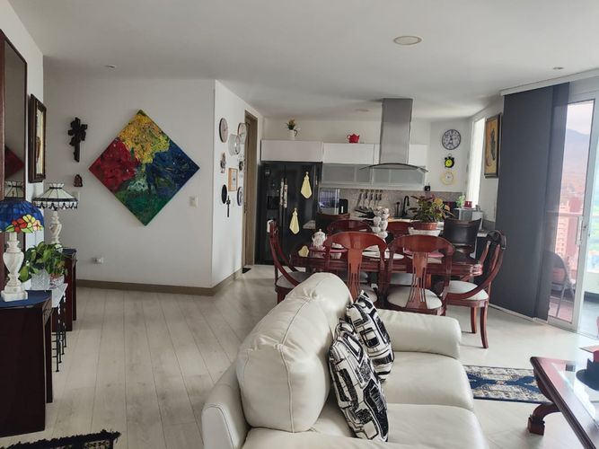 Apartamento de 4 alcobas en venta en Santa Teresita, Cali, 148 m² · foto 5 de 24