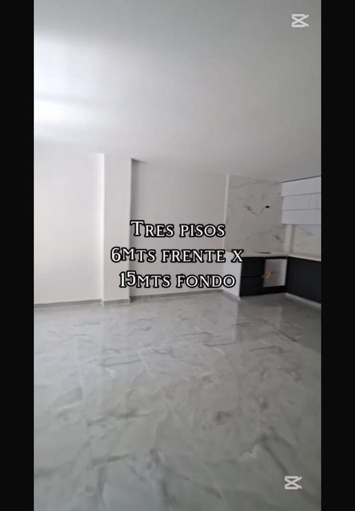 Casa de 5 alcobas en venta en Ciudad 2000, Cali, 270 m² · foto 2 de 6