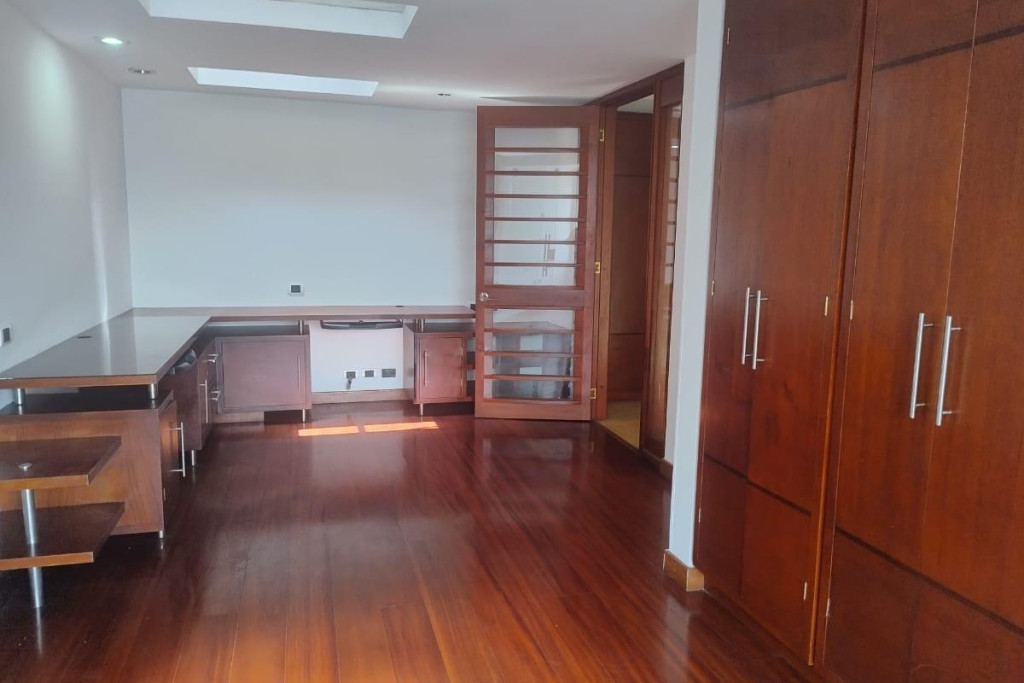 Apartamento en venta en Santa Barbara Occidental, Bogotá · foto 15 de 18