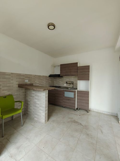 Casa de 3 alcobas en venta en Altos De Guadalupe, Cali, 287 m² · foto 4 de 22