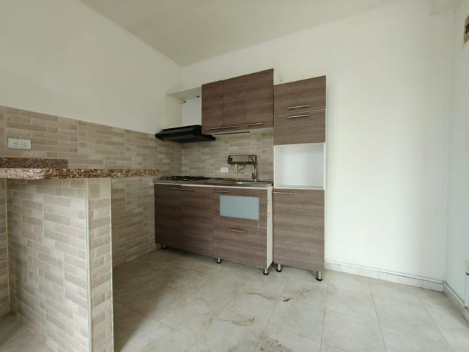 Casa de 3 alcobas en venta en Altos De Guadalupe, Cali, 287 m² · foto 6 de 22