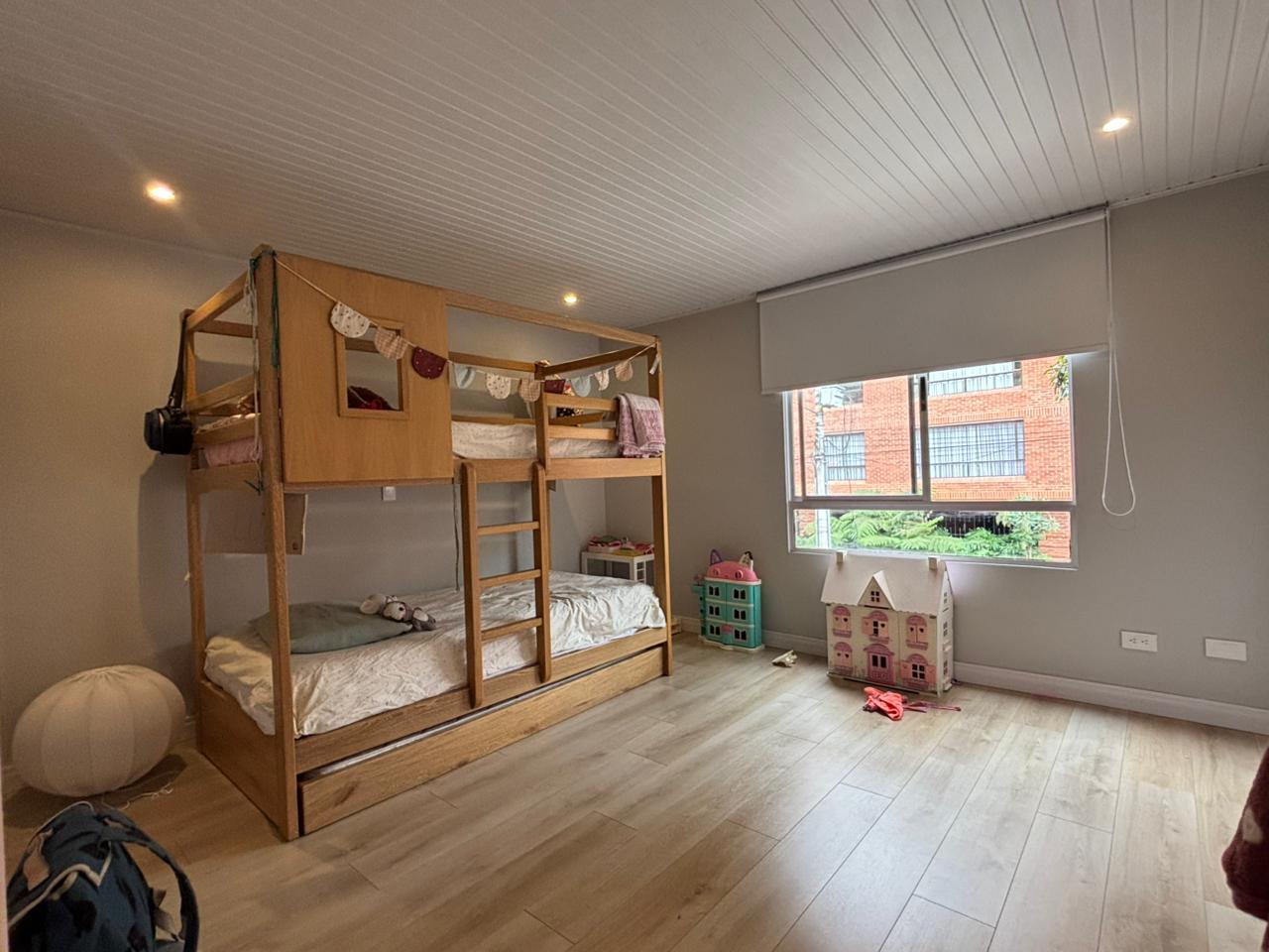 Apartamento en arriendo en Chicó Reservado, Bogotá · foto 6 de 9