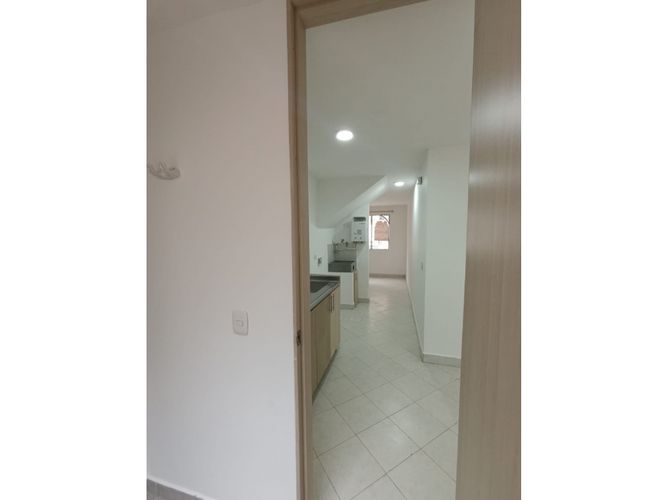 Local en arriendo en Bombona No.1, Medellín, 52 m² · foto 5 de 22