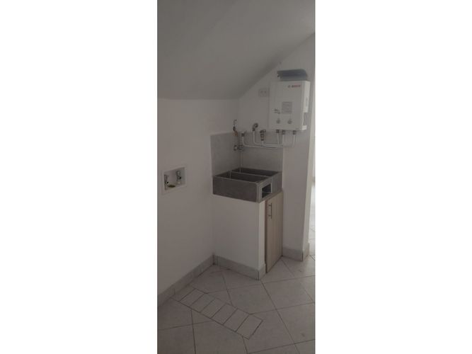 Local en arriendo en Bombona No.1, Medellín, 52 m² · foto 18 de 22