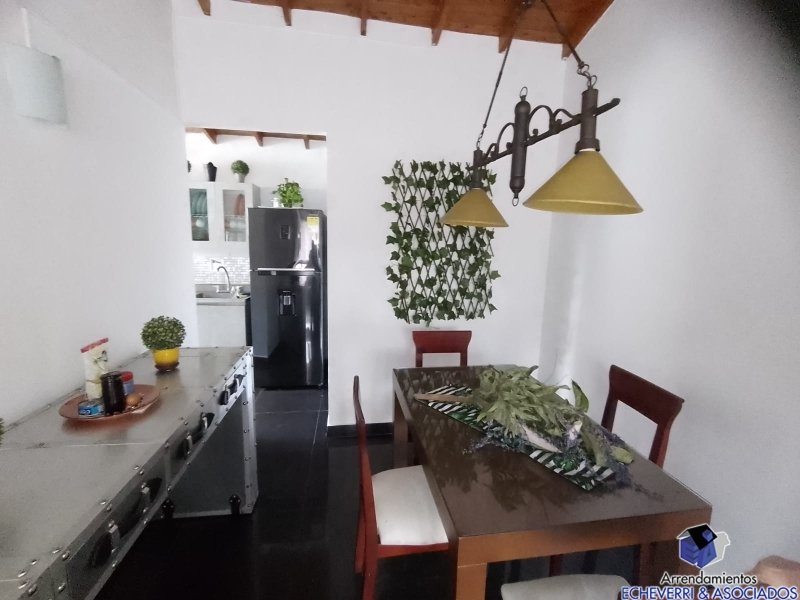 Apartamento en venta en Loma Del Esmeraldal, Envigado · foto 3 de 7
