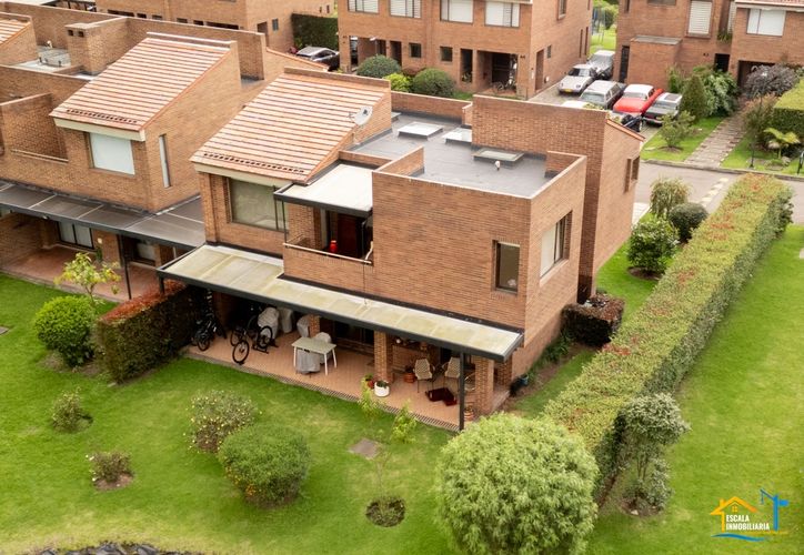 Casa de 3 alcobas en venta en Pueblo Viejo, Cota, 134 m² · foto 22 de 23