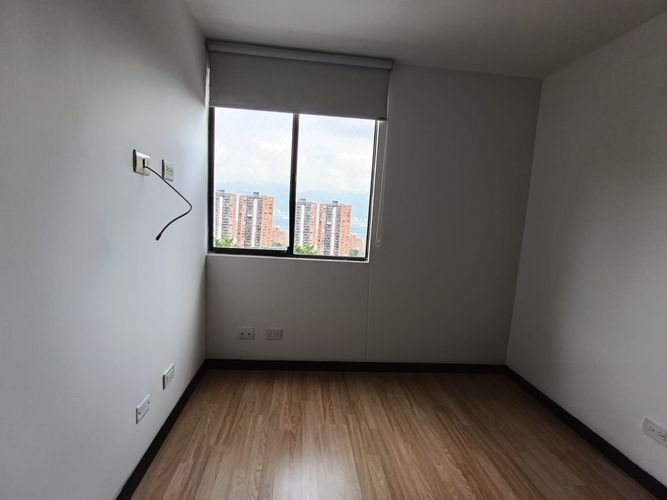 Apartamento de 3 alcobas en arriendo en El Poblado, Medellín, 95 m² · foto 6 de 20