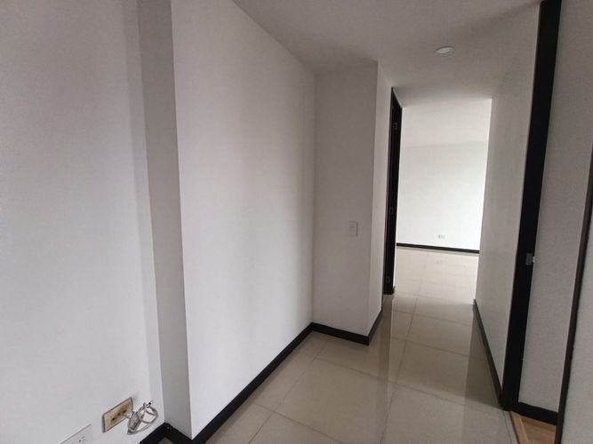 Apartamento de 3 alcobas en arriendo en El Poblado, Medellín, 95 m² · foto 7 de 20