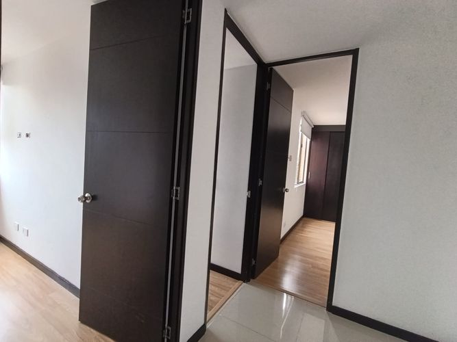 Apartamento de 3 alcobas en arriendo en El Poblado, Medellín, 95 m² · foto 19 de 20